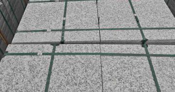 中山芝麻白大花地铺