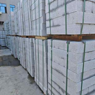 中山芝麻白路牙石，路侧石