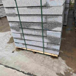 中山芙蓉白路牙石，马路牙子