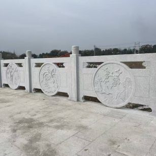 中山芝麻白河道栏杆 石材栏杆