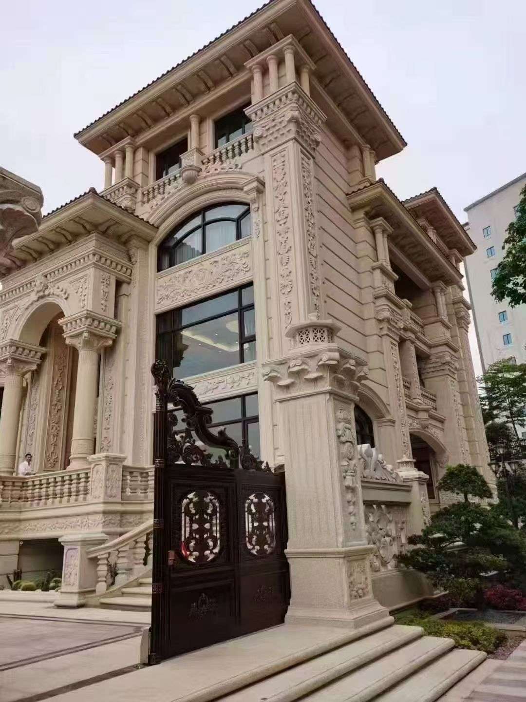 中山黄金麻别墅外墙异形定制